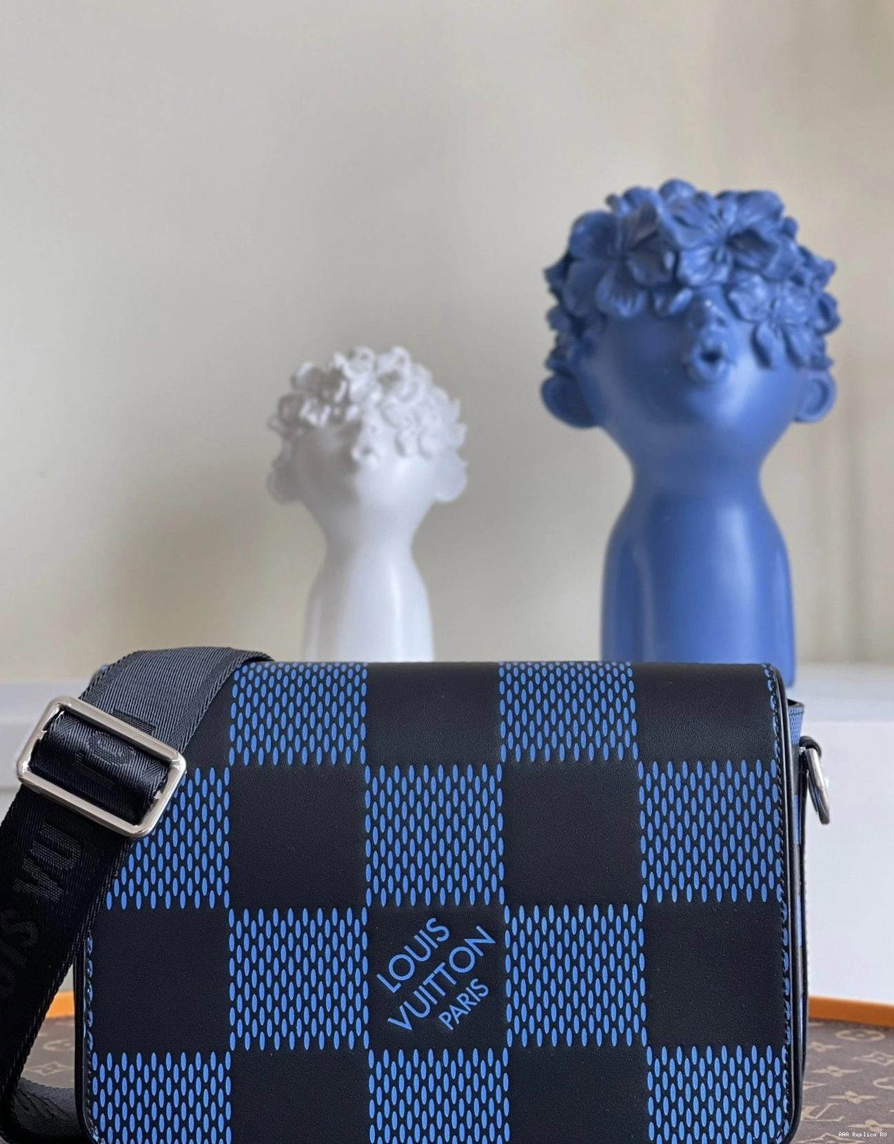 Aaa replica bags VUITTON STUDIO LOUIS MESSENGER 0725